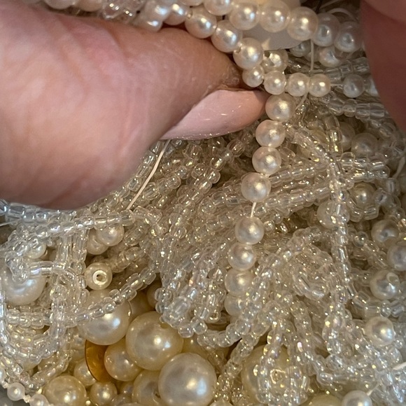 Crafting Pearls Container - Picture 3 of 3